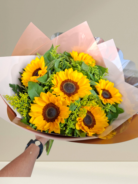 Buquê 6 girassóis